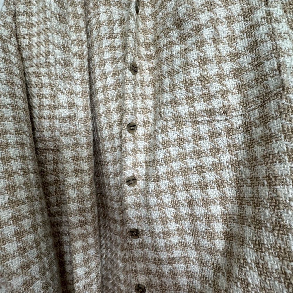 Women’s Button-Down “Shacket” - Picture 3 of 3